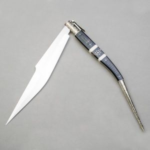 Navaja Bandolera creada por  Juan Luis Vergara, artesano cuchillero